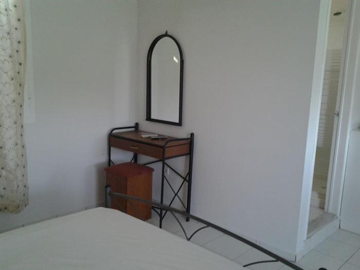 Liza Rooms Lixouri Esterno foto